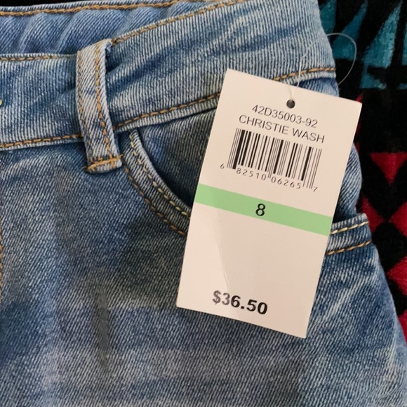 Kids lucky brand jeans skirt - Picture 2 of 3